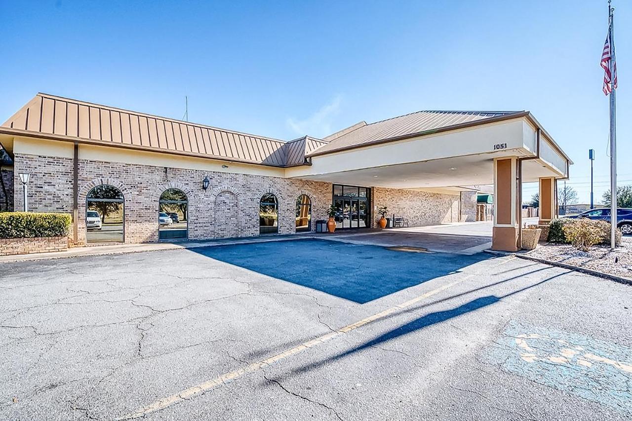 Oyo Hotel Monroe La I-20 ภายนอก รูปภาพ